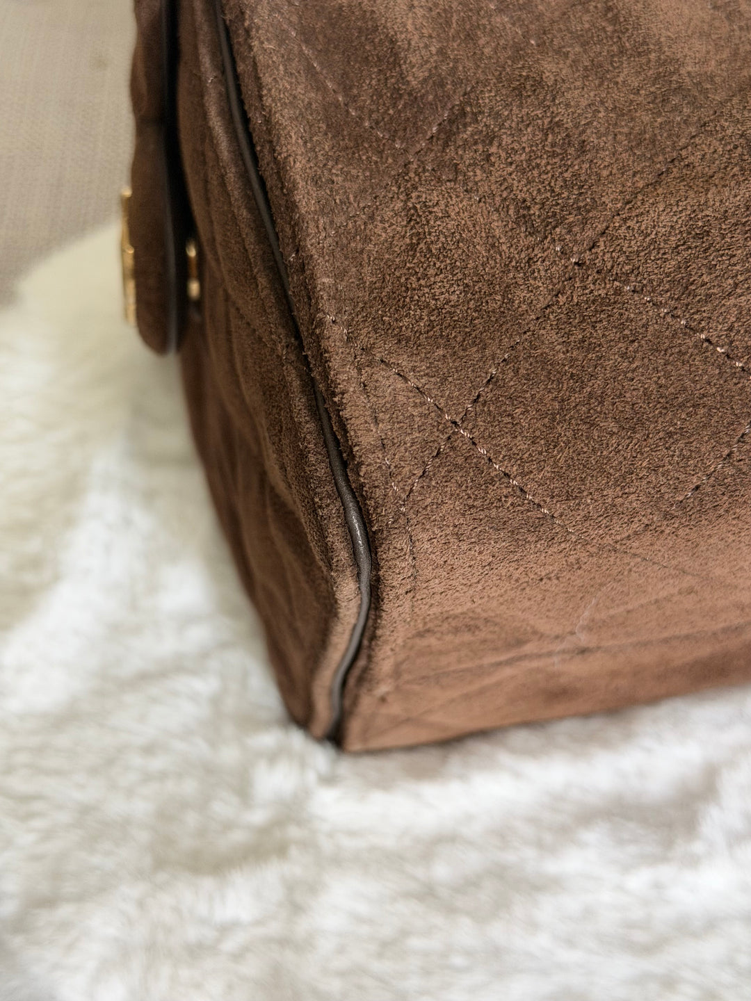 CHANEL 25K Dark Chocolate Brown Suede Aged GHW 25 Hobo Bag size SMALL 2025