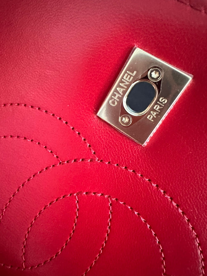 Chanel 21S Series 29 True Red Lambskin LGHW Trendy CC Flap Bag size Small