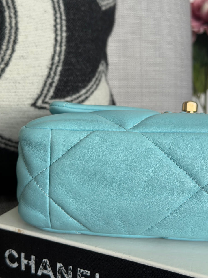 CHANEL 21S series 31 Blue Lambskin 19 Flap Bag size SMALL 2021