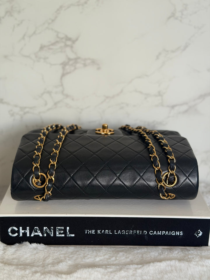 CHANEL series 6 Black Lambskin 24K GHW Vintage Medium ML Timeless Classic Double Flap Bag circa 2000-2002