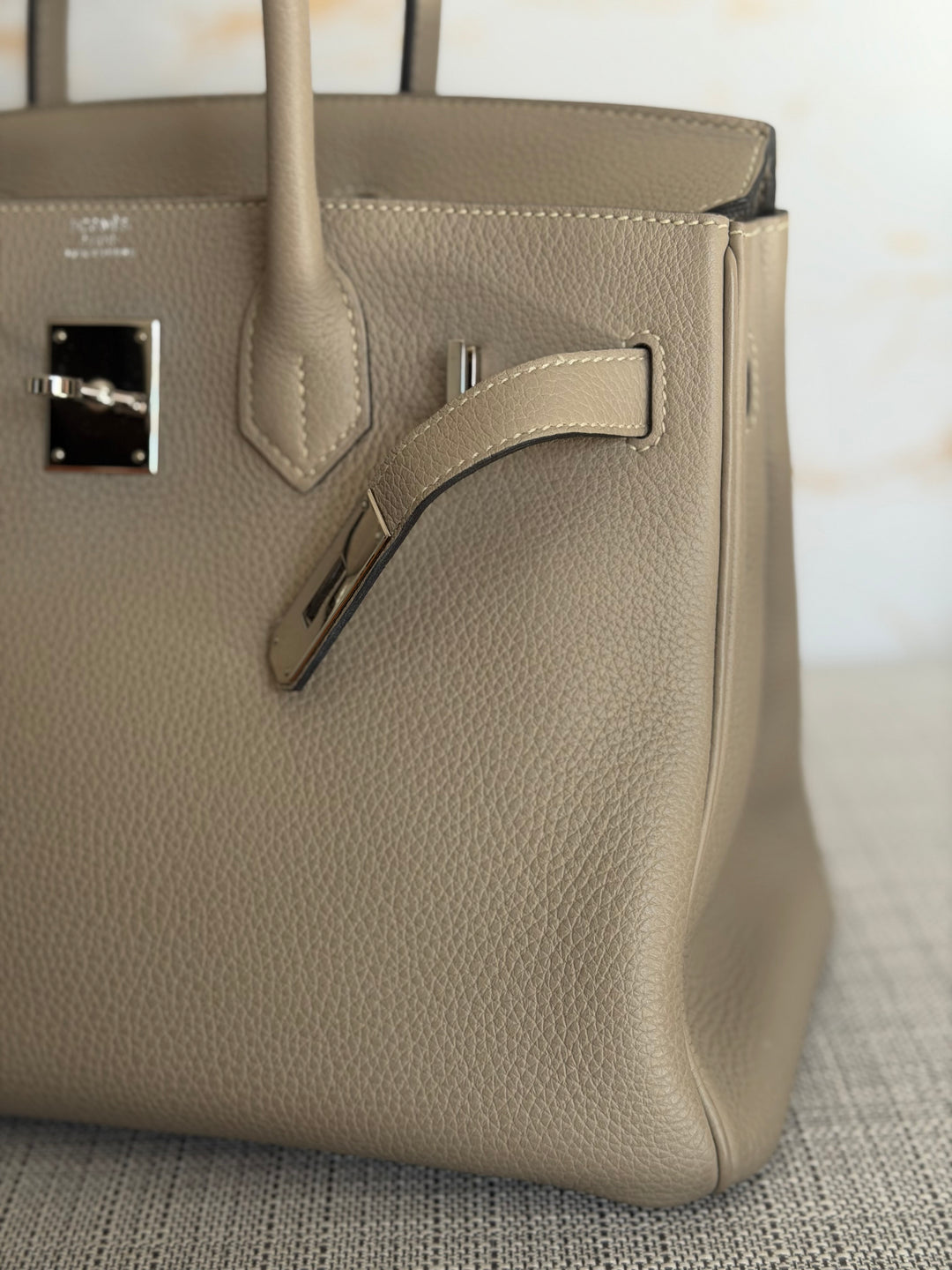 Hermès Gris Tourterelle Togo Leather PHW Birkin 30 Stamp T 2015
