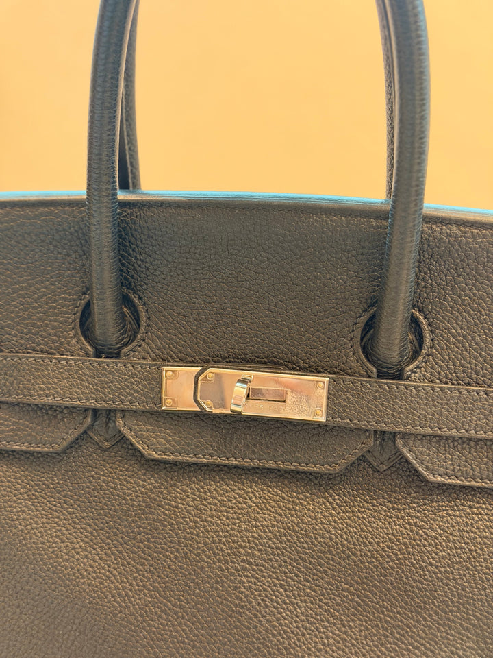HERMÈS Black Noir Togo Leather PHW Birkin 35 Stamp M in Sq