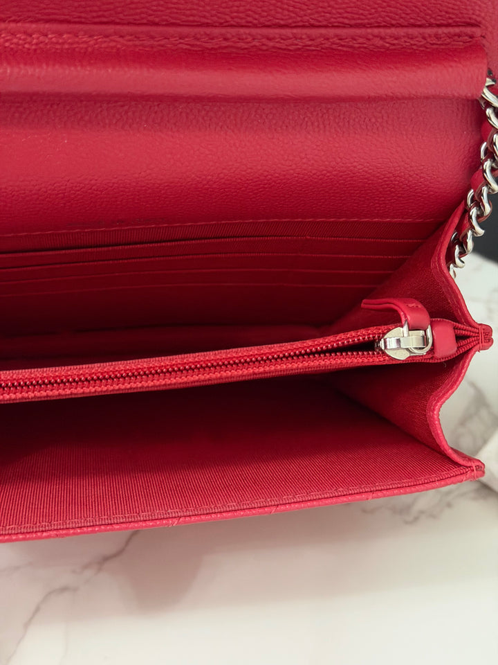 CHANEL series 25 2018 Dark pink chevron caviar SHW Square Wallet On Chain (WOC)