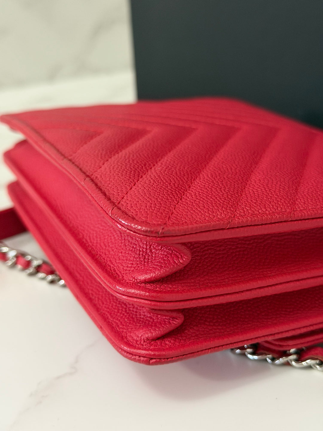 CHANEL series 25 2018 Dark pink chevron caviar SHW Square Wallet On Chain (WOC)