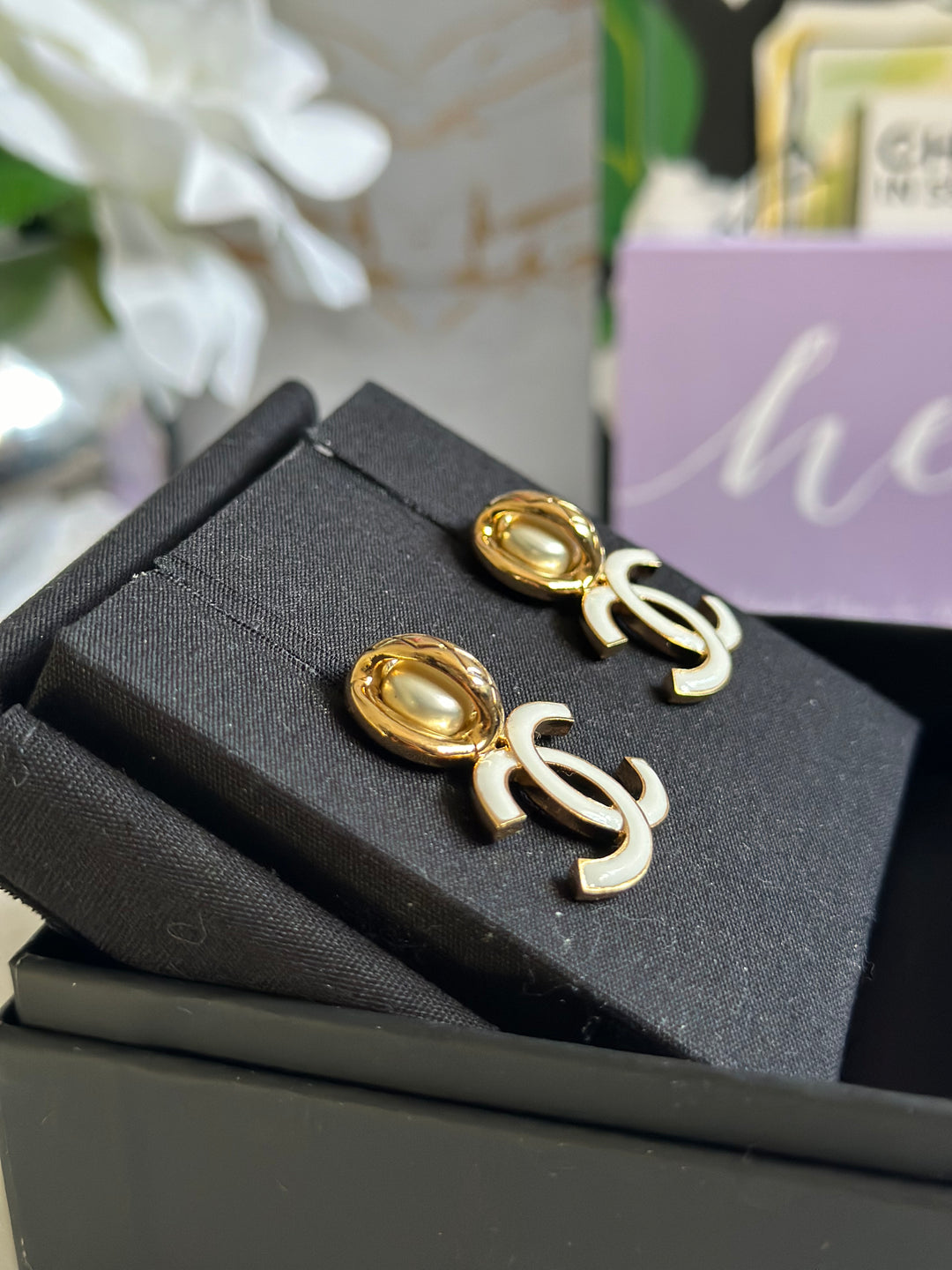 Chanel 22S White Resin Aged GHW earrings