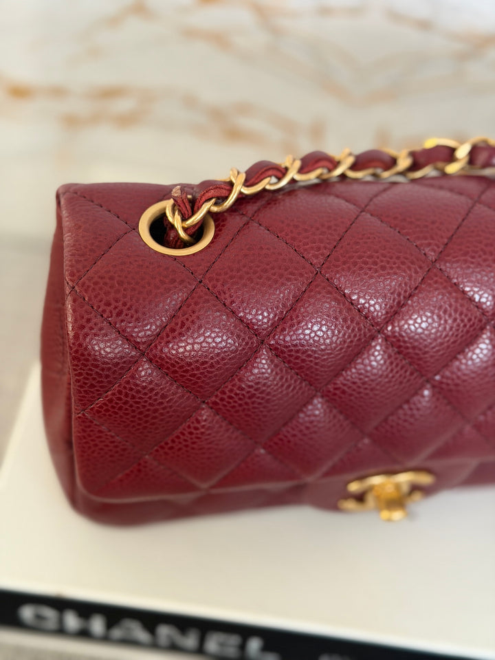 CHANEL series 21 15B collection Burgundy Caviar GHW Mini Rectangular Flap Bag 2015 RARE