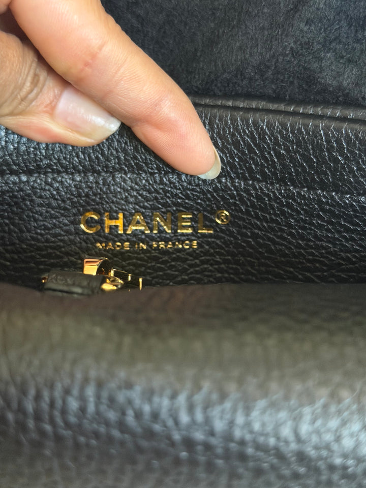 CHANEL 26S Black Caviar GHW East West Hobo Bag Matthieu Blazy SOLD OUT 2026