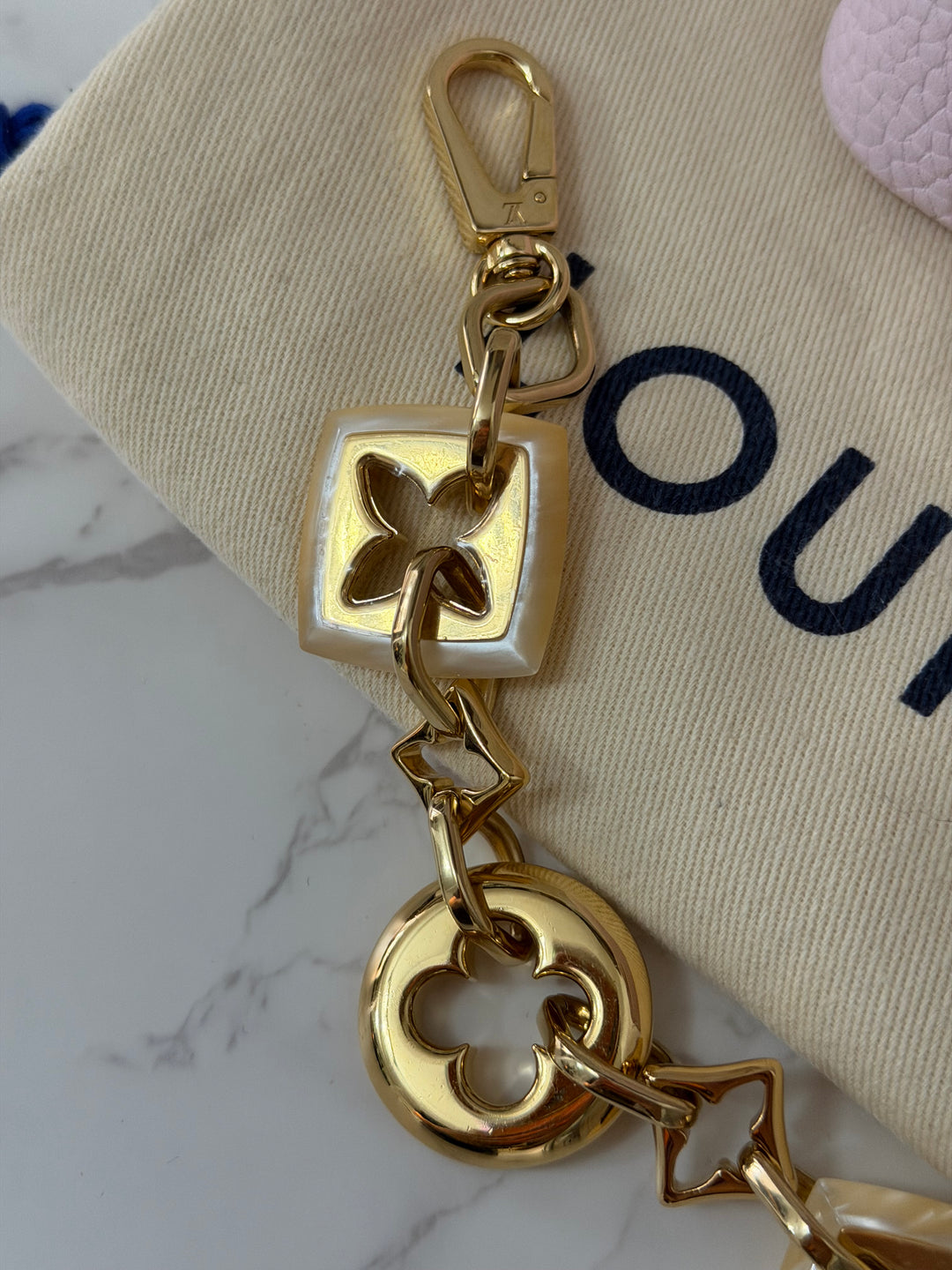 LOUIS VUITTON LV Mini Capucines In Guimauve Marshmallow Pink