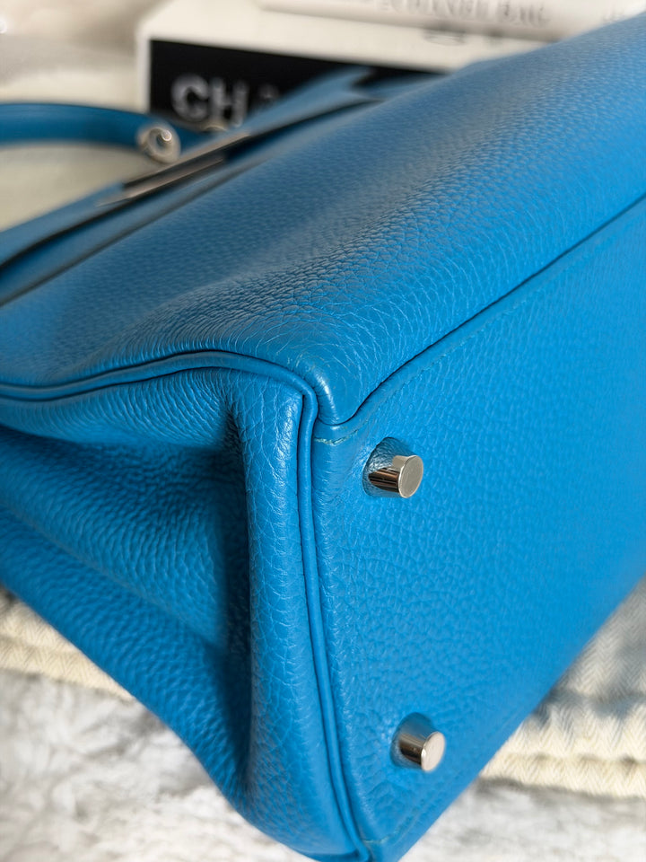 HERMÈS Bleu Frida Togo Leather PHW Kelly 28 Bag Stamp A 2017