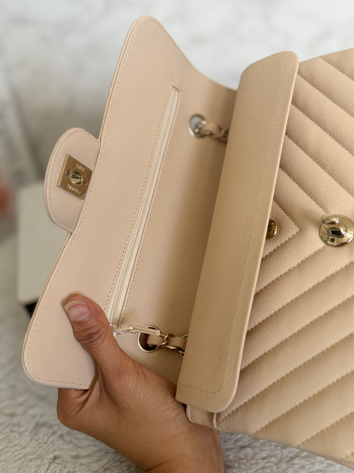 CHANEL series 31 Beige Caviar LGHW Chevron Small timeless Classic double flap Bag 2020/2021