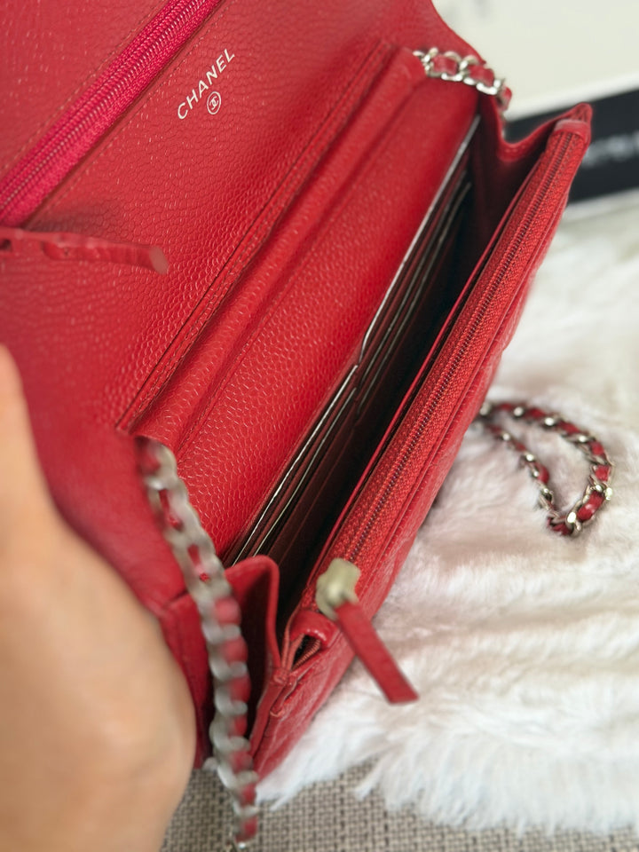 CHANEL series 19 Red Caviar Classic Wallet on chain (WOC) SHW 2014/2015