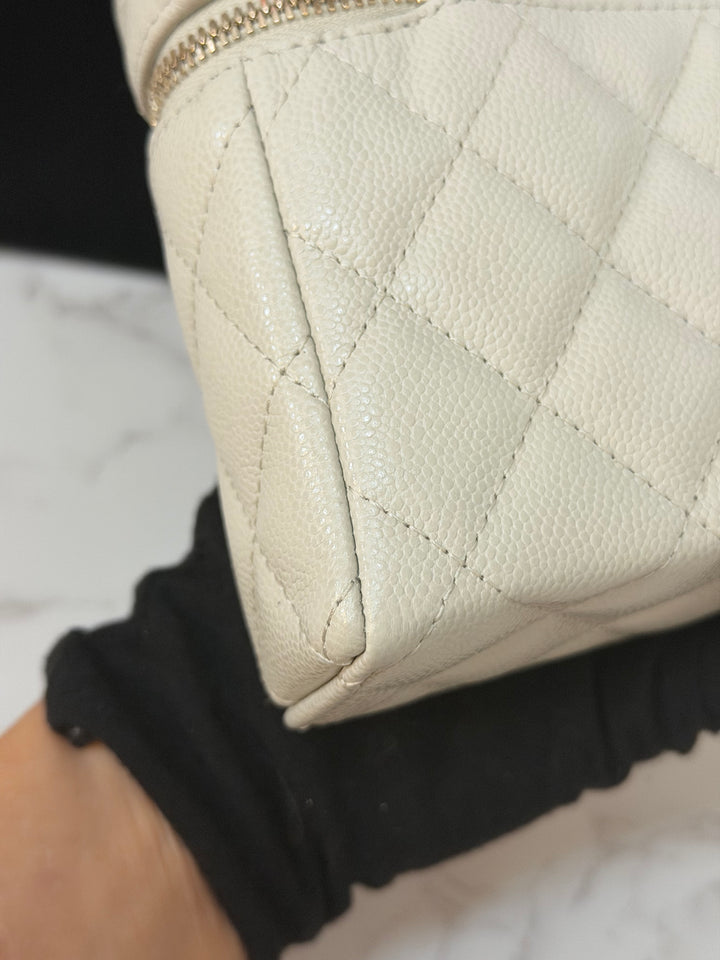 CHANEL 25B 2025 Light Grey Caviar LGHW Long Vanity Bag with Detachable Chain