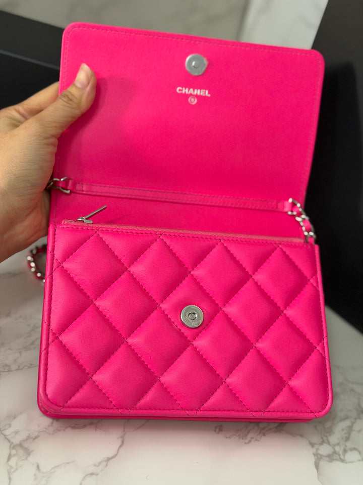 CHANEL 24C 2023/2024 Bright Hot Pink Ombré Hardware Square Wallet on Chain (WOC)