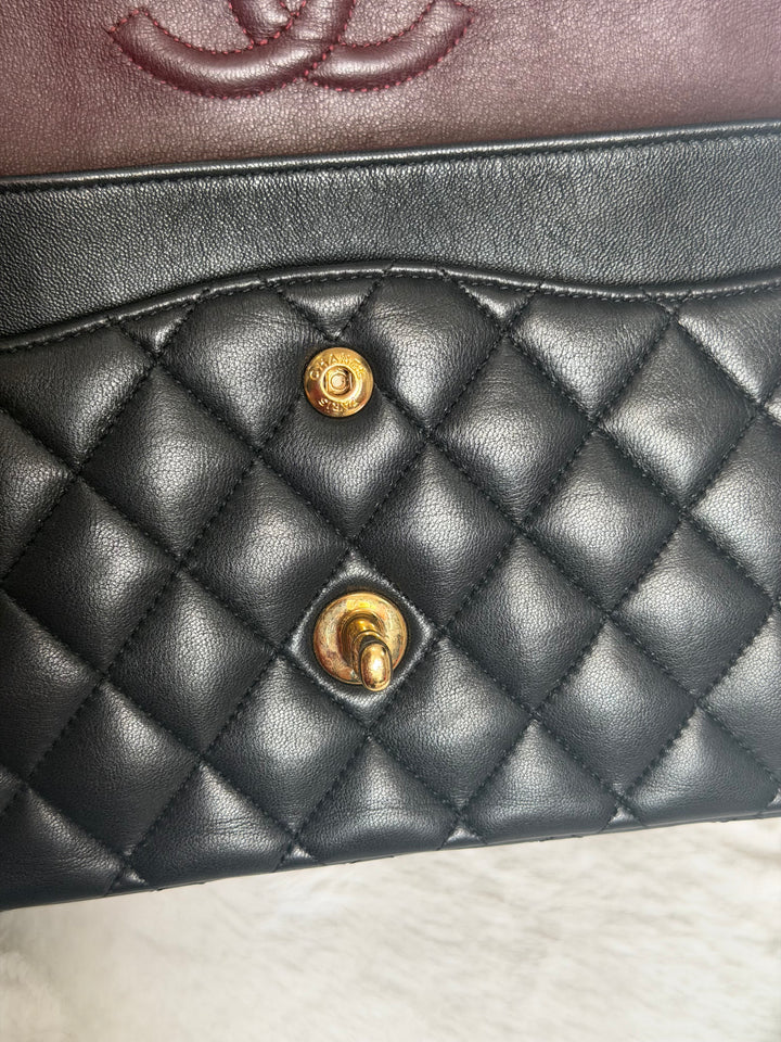 CHANEL series 14 Black Lambskin GHW Medium ML Timeless Classic Double Flap Bag 2011