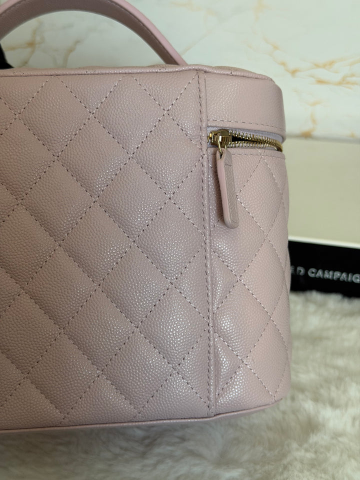 CHANEL series 31 21S Lilac undertone Pink Caviar Vanity Make Up Case 2021