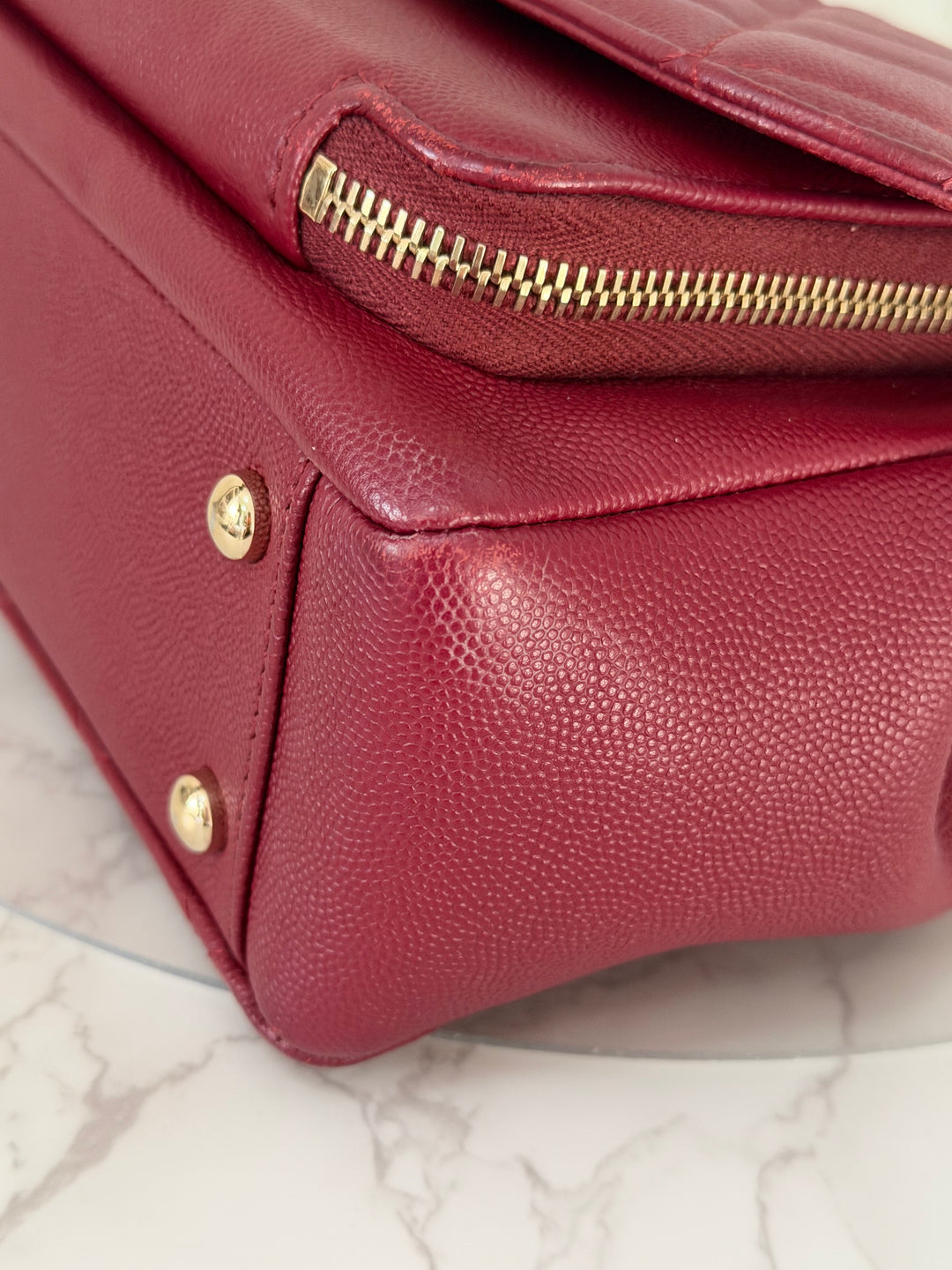 Chanel series 28 19B Collection 2019 Burgundy Caviar Business Affinity Flap Bag with Champagne GHW size Medium