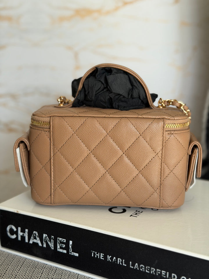CHANEL Dark Beige Caviar Quilted Polly Pockets Cargo Small Vanity Case with Aged GHW 2023
