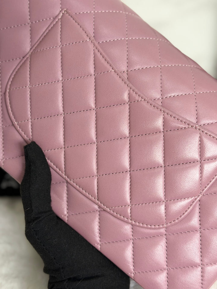 CHANEL series 21 Mauve Pink Purple Lambskin LGHW Medium ML Timeless Classic Double Flap Bag 2015