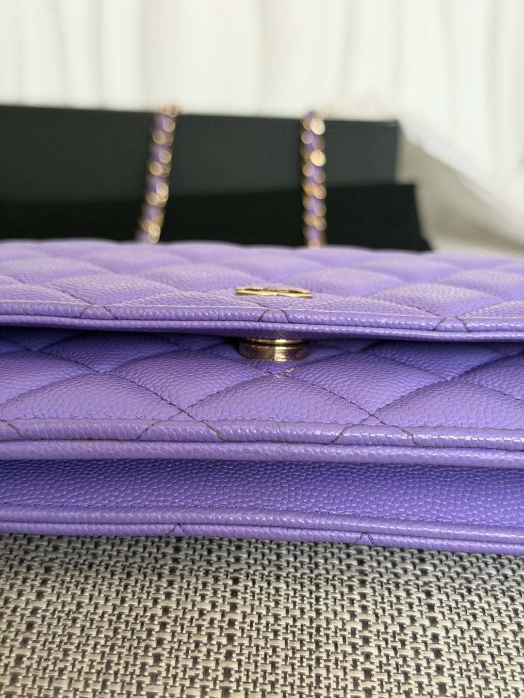 CHANEL series 28 20C Purple Caviar LGHW Classic Wallet on chain (WOC)