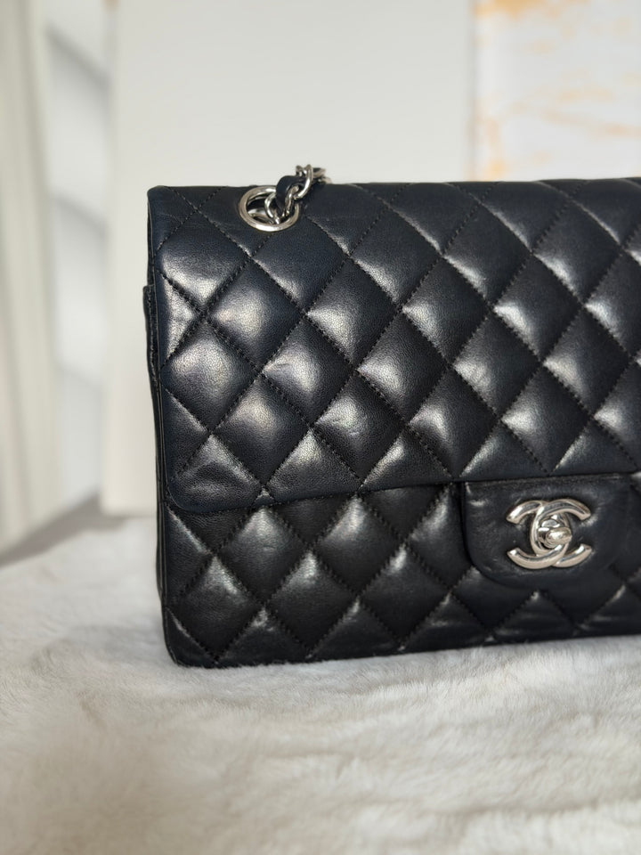 CHANEL series 12 Black Lambskin SHW Medium ML Timeless Classic Double Flap Bag 2011