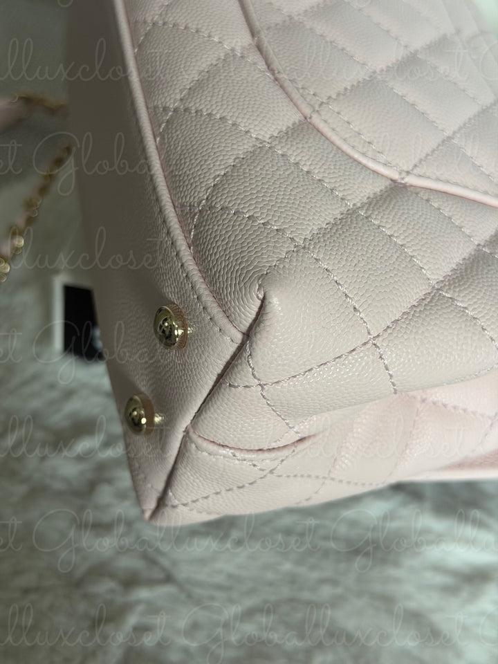 CHANEL 22P Light Pink Sakura Caviar LGHW Coco handle Flap Bag With detachable strap size Small 2022