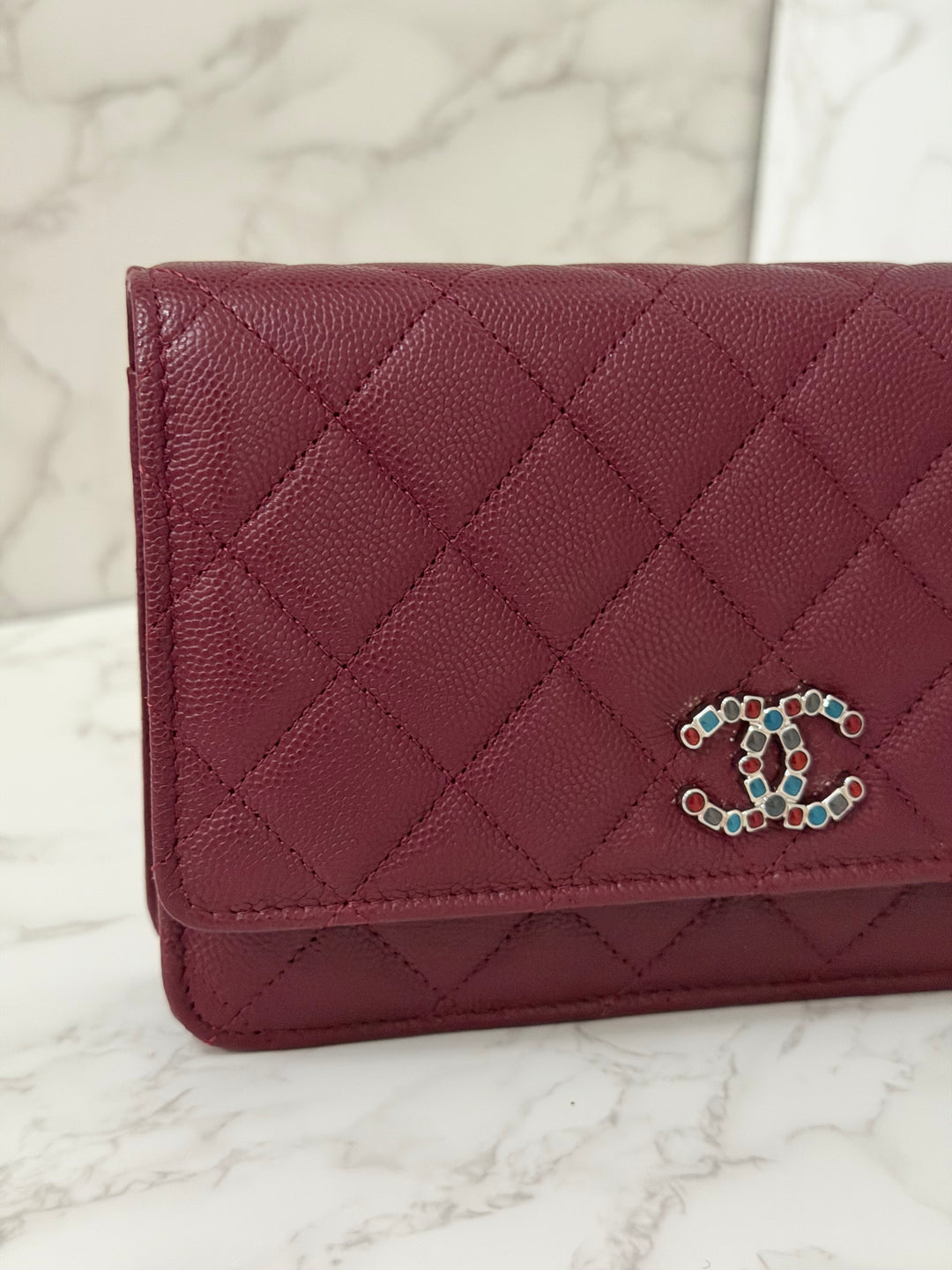CHANEL 2024 Burgundy Caviar SHW Classic Wallet on chain (WOC) with crystal CC Logo