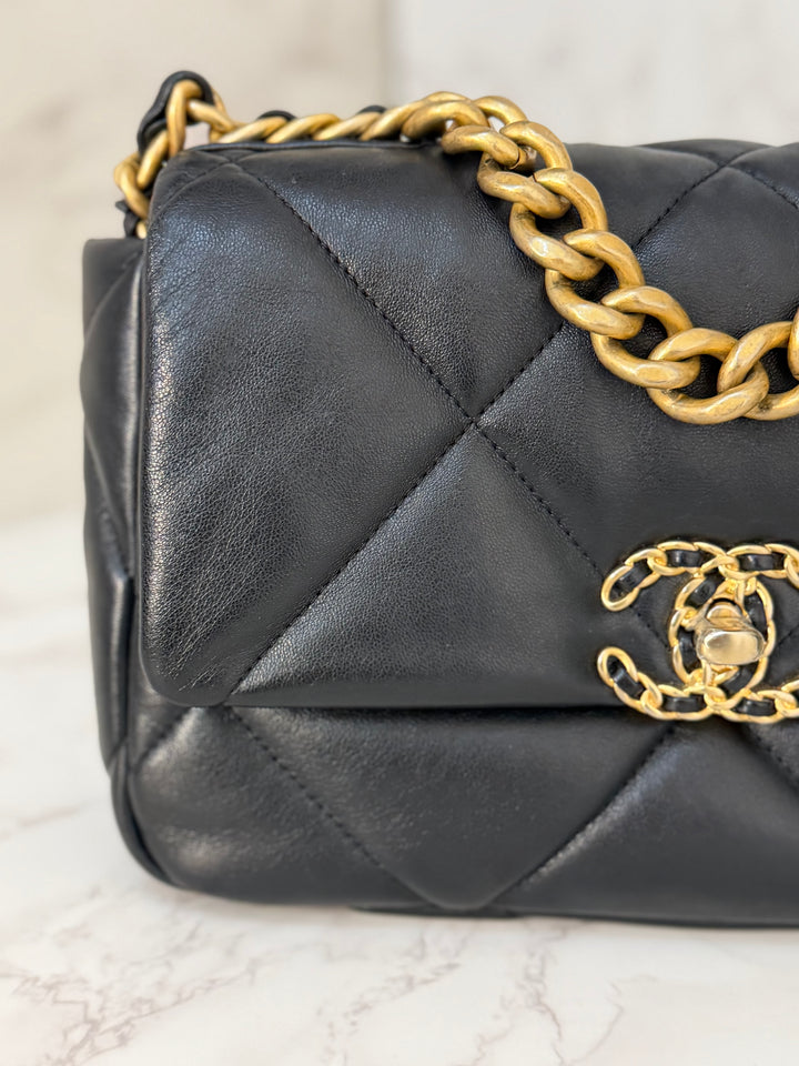 CHANEL 19 Size Small series 31 2020/2021 Black Lambskin Mixed HW Top Handle Flap Bag