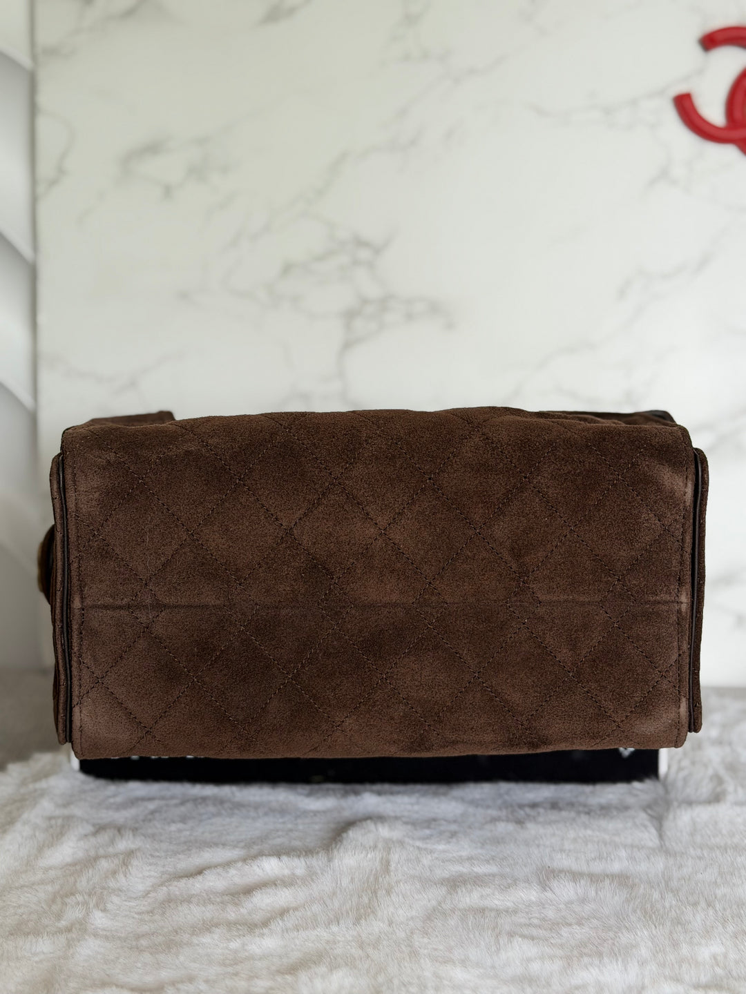 CHANEL 25K Dark Chocolate Brown Suede Aged GHW 25 Hobo Bag size SMALL 2025