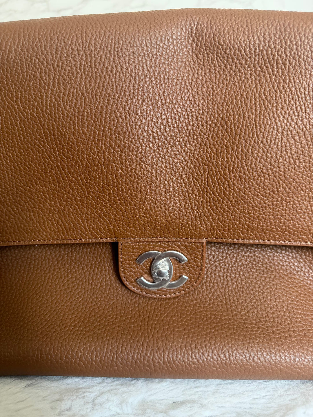 CHANEL 26A Camel Caviar SHW Maxi Flap Bag 38.5 cms Matthieu Blazy 2026