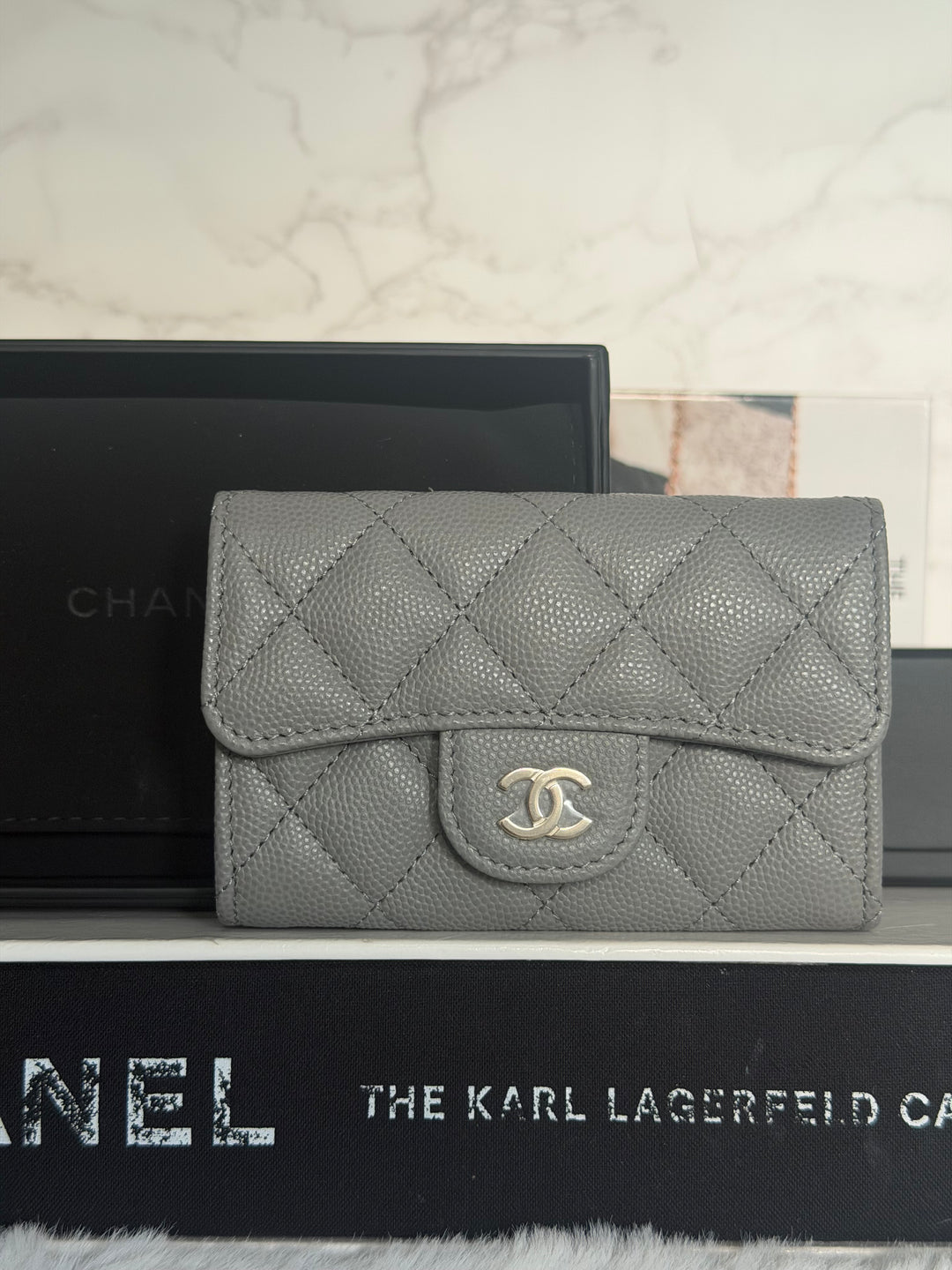 CHANEL 22B Grey Caviar LGHW Classic Flap Snap Card Holder 2022
