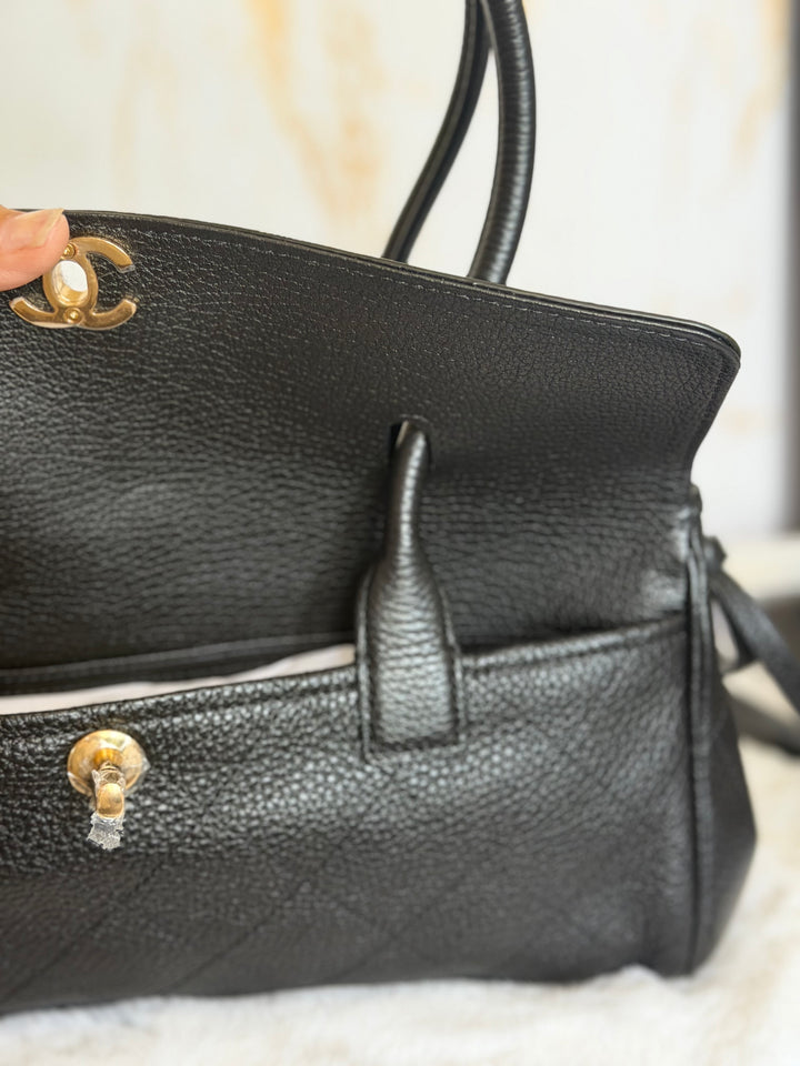 CHANEL 26S Black Caviar GHW East West Hobo Bag Matthieu Blazy SOLD OUT 2026