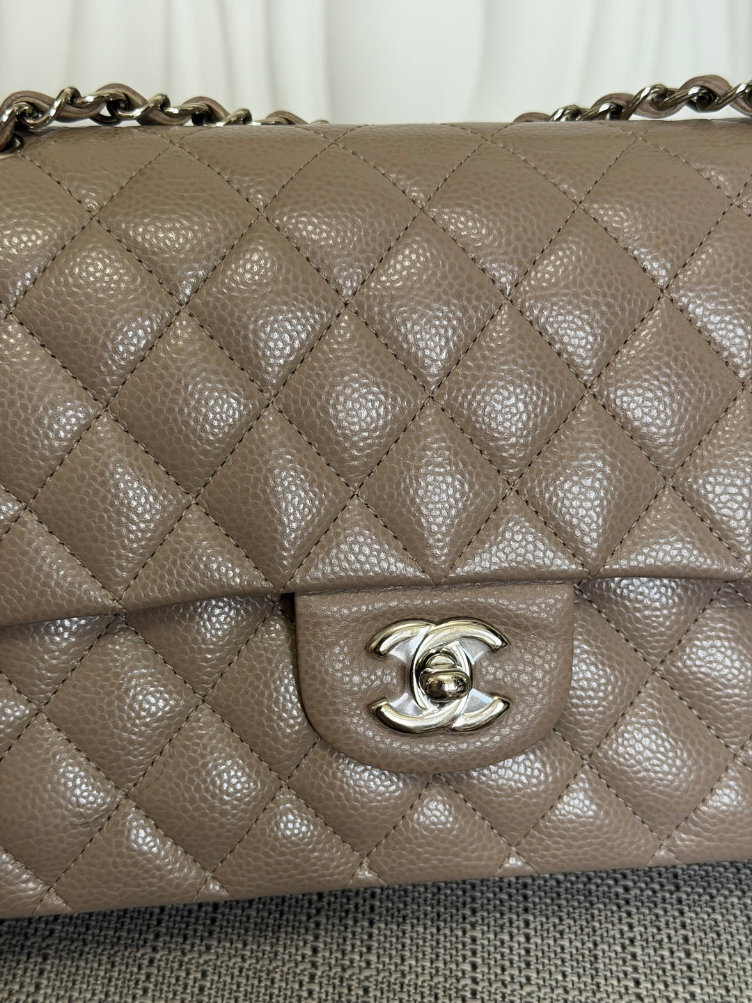 CHANEL series 20 15B Taupe Caviar SHW Medium ML Timeless Classic Double Flap Bag