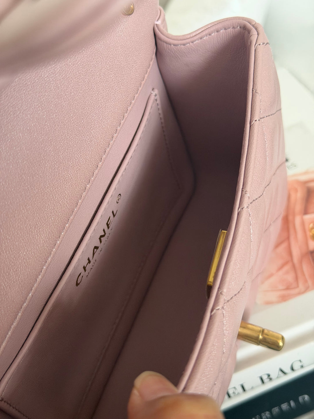 CHANEL 24P Pearly Pink Lambskin Pearl Twist Aged GHW Flap Bag 2024