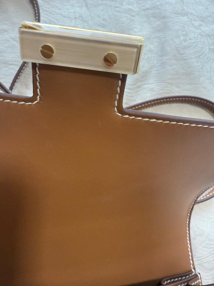 HERMES Constance 18 Gold Epsom Leather GHW Flap bag Stamp B 2023