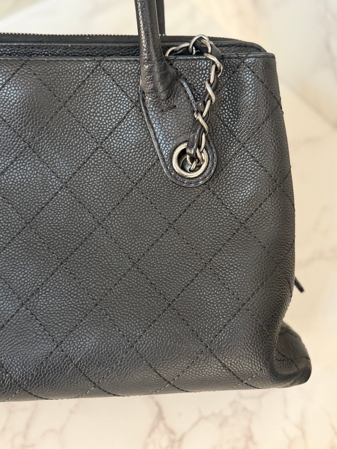 CHANEL series 23 Black Caviar Ruthenium HW Tote Bag with Shoulder Chain strap