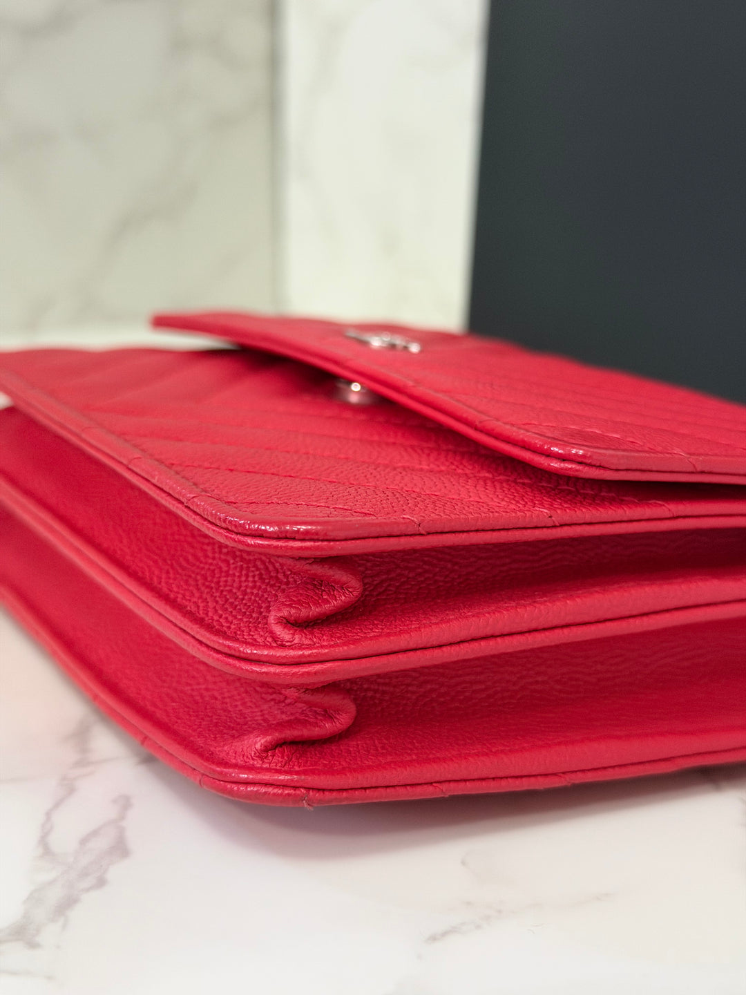 CHANEL series 25 2018 Dark pink chevron caviar SHW Square Wallet On Chain (WOC)