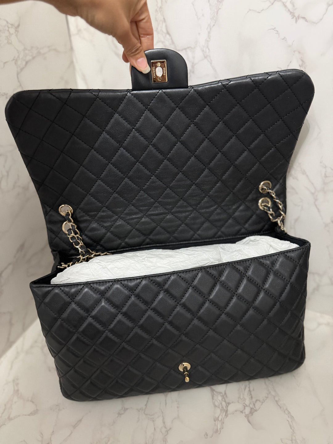 Chanel series 28 19B collection 2019 Black Calf Skin LGHW Small XXL Airliner (40 cms) Single Flap Bag
