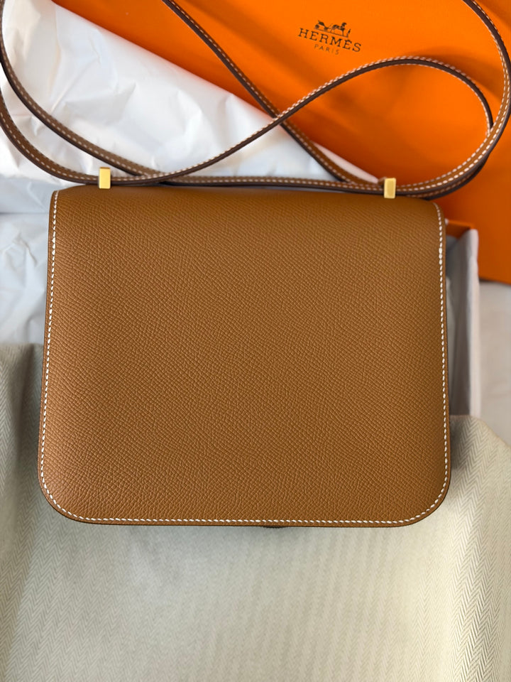 HERMÈS Constance 18 Gold Epsom Leather GHW Stamp B - 2023