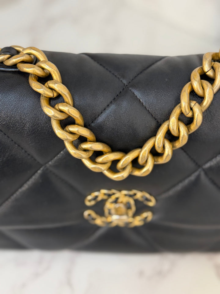 CHANEL 19 Size Small series 31 2020/2021 Black Lambskin Mixed HW Top Handle Flap Bag