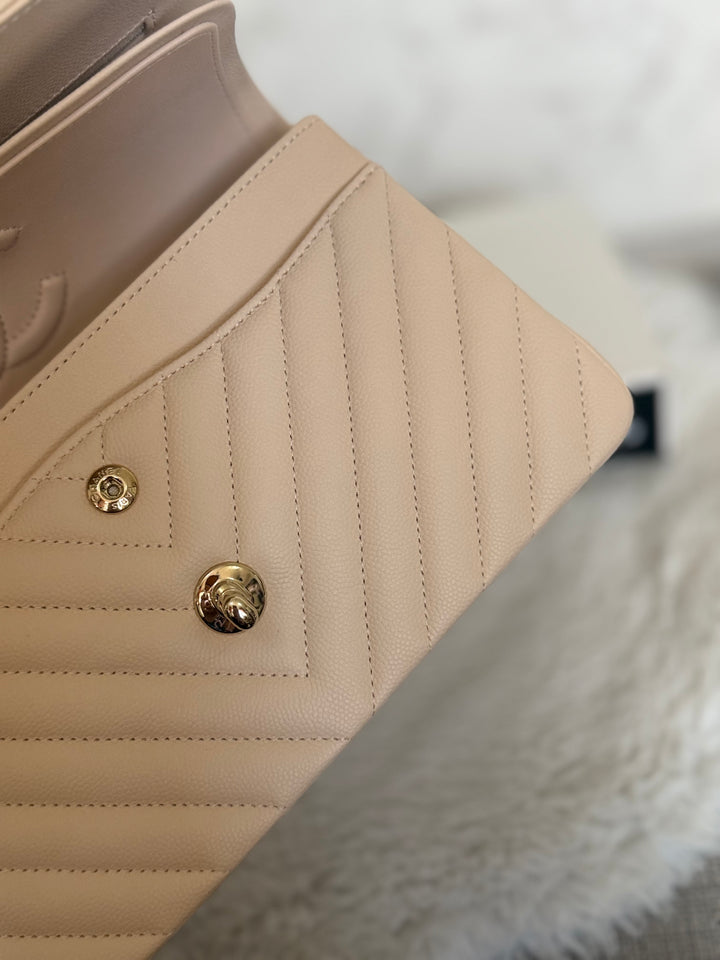 CHANEL series 31 Beige Caviar LGHW Chevron Small timeless Classic double flap Bag 2020/2021