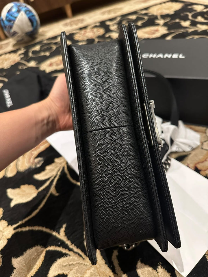 CHANEL series 20 2014/2015 Black Caviar Ruthenium Hardware Old Medium Le Boy Flap Bag