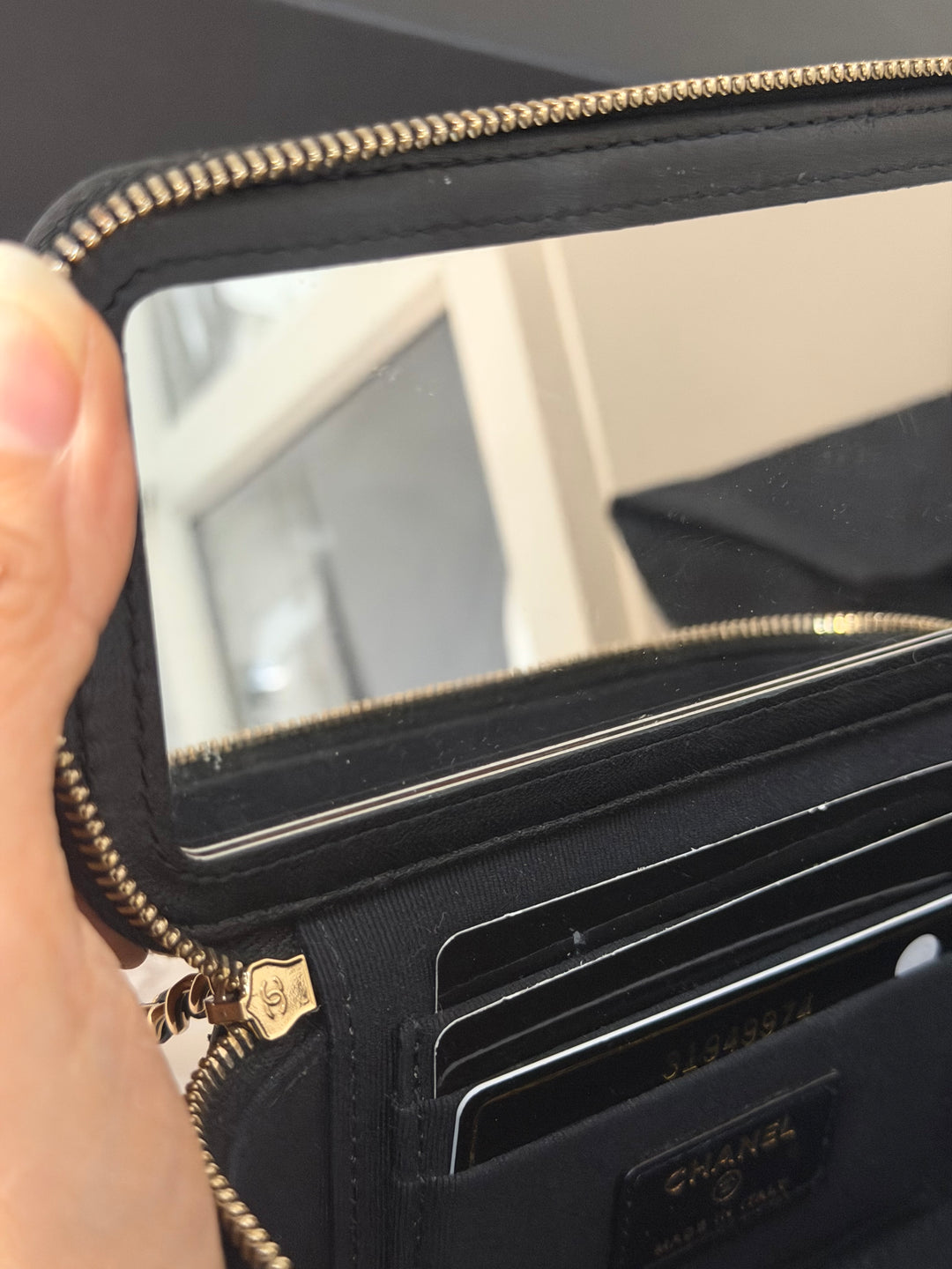 CHANEL series 31 Black Lambskin LGHW Small Vanity Case with Chain and Leather Top Handle