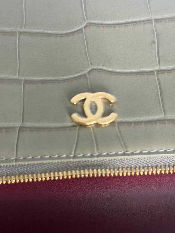CHANEL 26A Etoupe Khaki Croc Embossed Calf skin LGHW LP Long Vanity size Medium 23 cms with detachable chain 2026