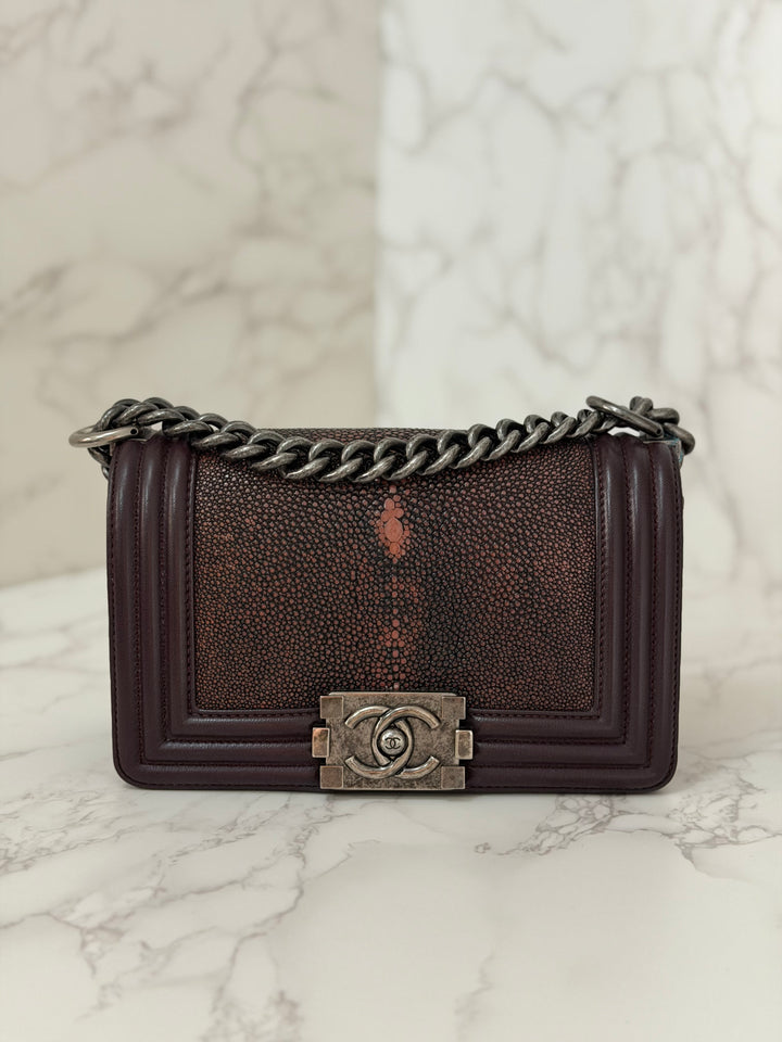 Chanel series 21 2015 Burgundy Lambskin Stingray SMALL Le Boy Flap Bag with Ruthenium HW