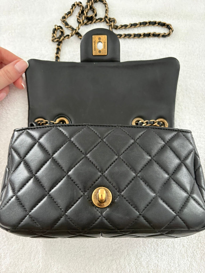 CHANEL series 20 Black Lambskin Anyique GHW Mini Flap Bag Seasonal Minaudières 2014 Limited Runway “meat package” collection