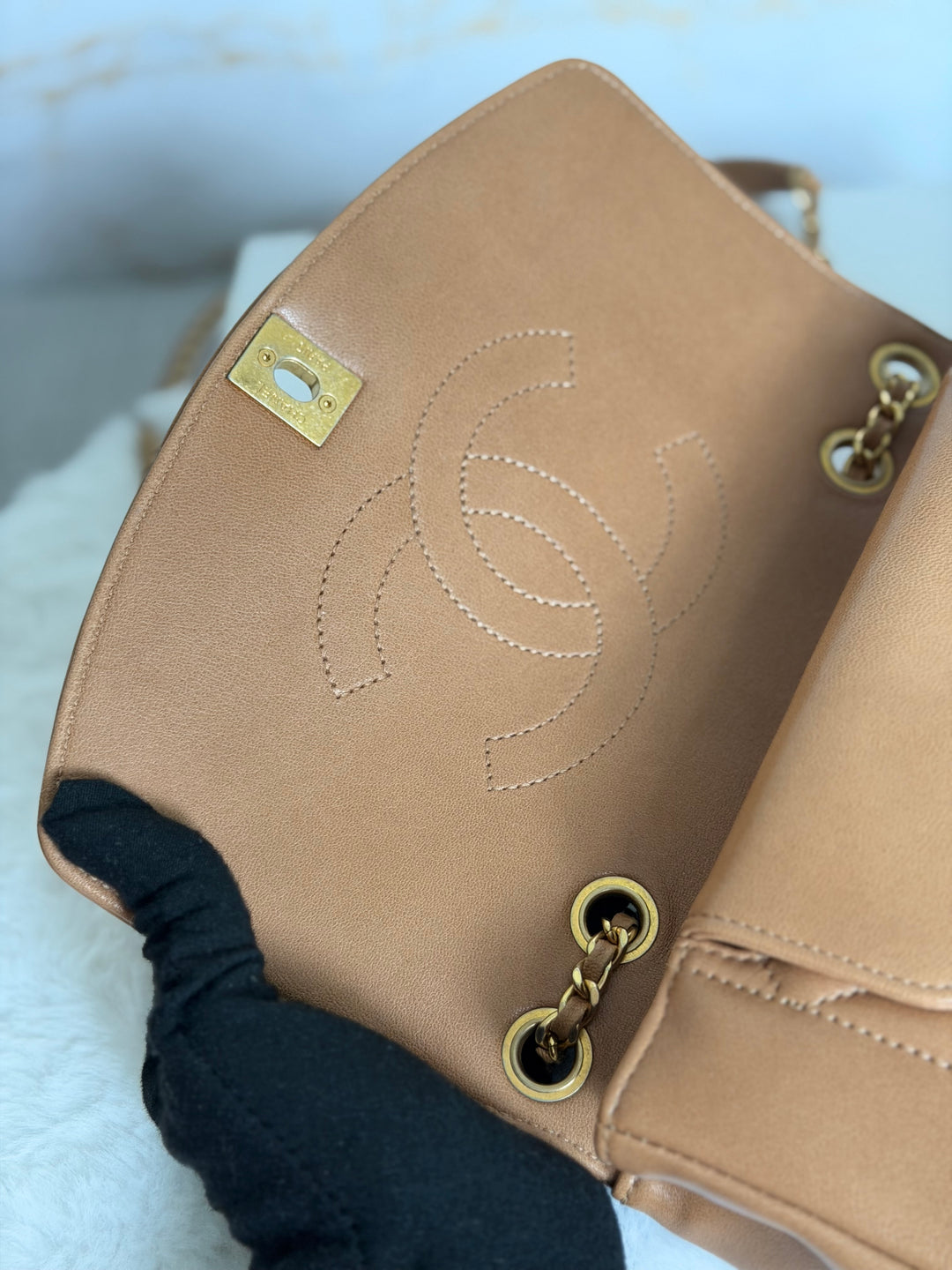 CHANEL series 21 Caramel Brown Lambskin aged GHW Diana Reissue Flap Bag size SMALL 2015