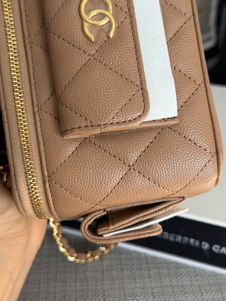 CHANEL Dark Beige Caviar Quilted Polly Pockets Cargo Small Vanity Case with Aged GHW 2023