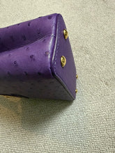 Load image into Gallery viewer, LOUIS VUITTON LV Mini Capucines LGHW Amethyst Ostrich Leather with detachable strap
