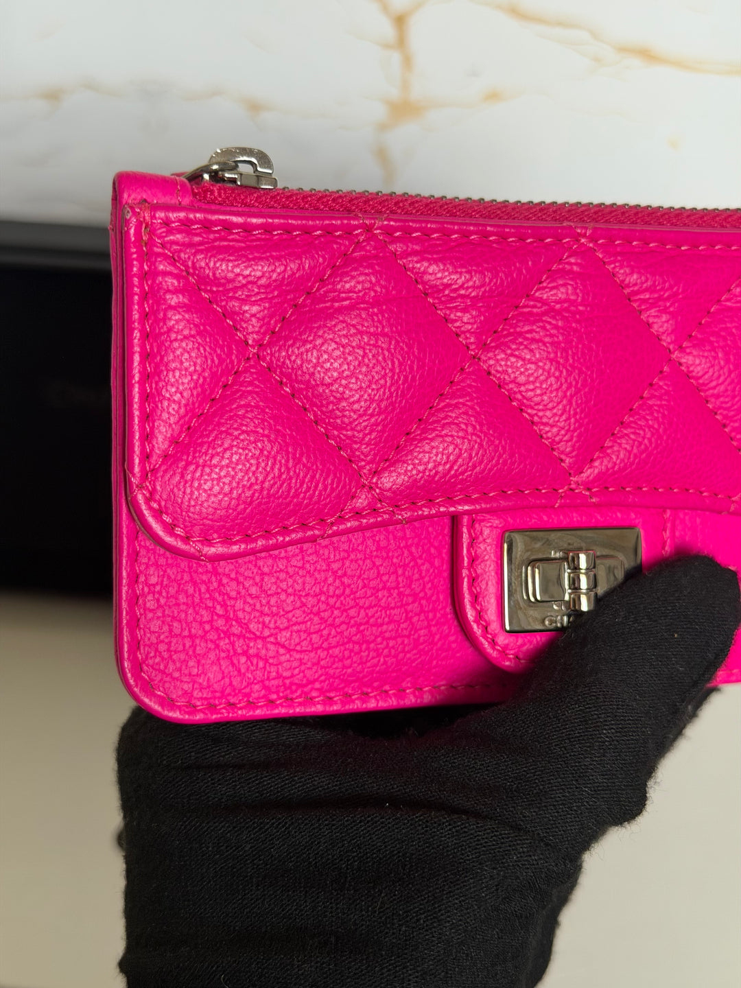 CHANEL Neon Pink SHW Reissue Card Holder 2018