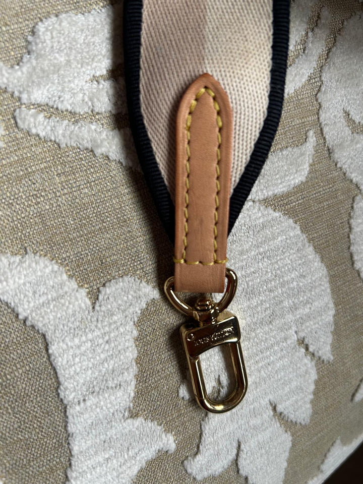 LOUIS VUITTON Speedy 20 with Guitar Strap